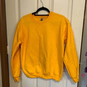 Gildan Cotton blend Sweater women Size S over size